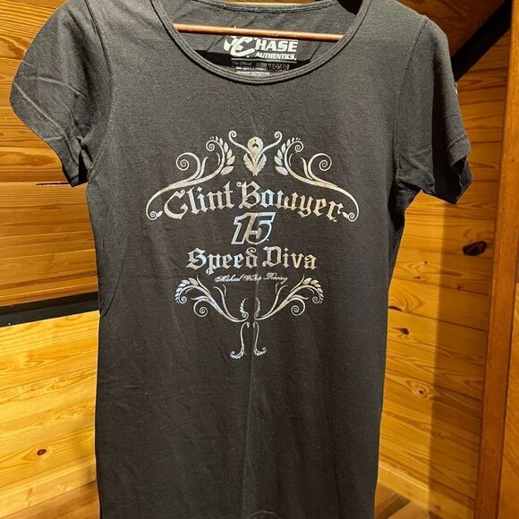 New NASCAR Clint Bowyer #15 Ladies sz. Medium Short Sleeve T-Shirt - Picture 2 of 7